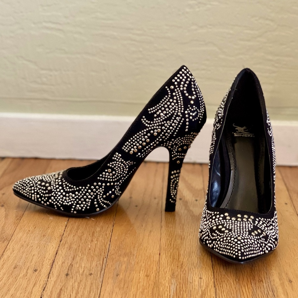 Gorgeous, comfortable pumps
